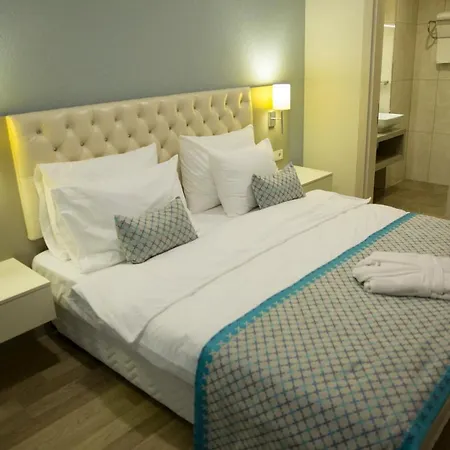Best Corner Hotel